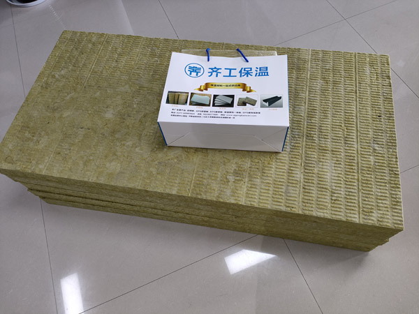 巖棉板如何判斷質量的好壞