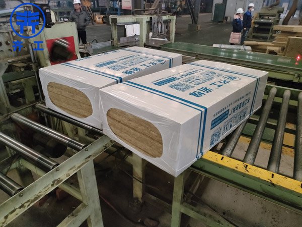 如何進(jìn)行外墻巖棉板保溫施工? 如何進(jìn)行外墻巖棉板保溫施工?