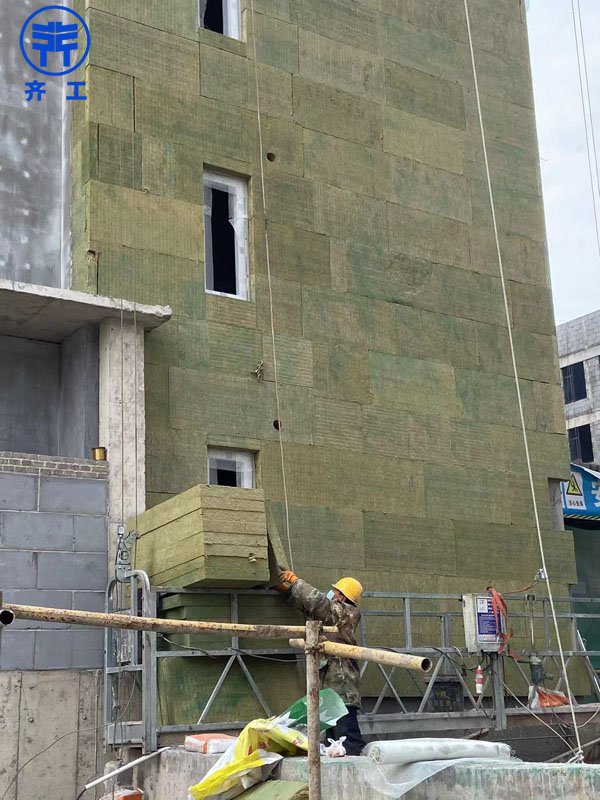 巖棉板工地現場